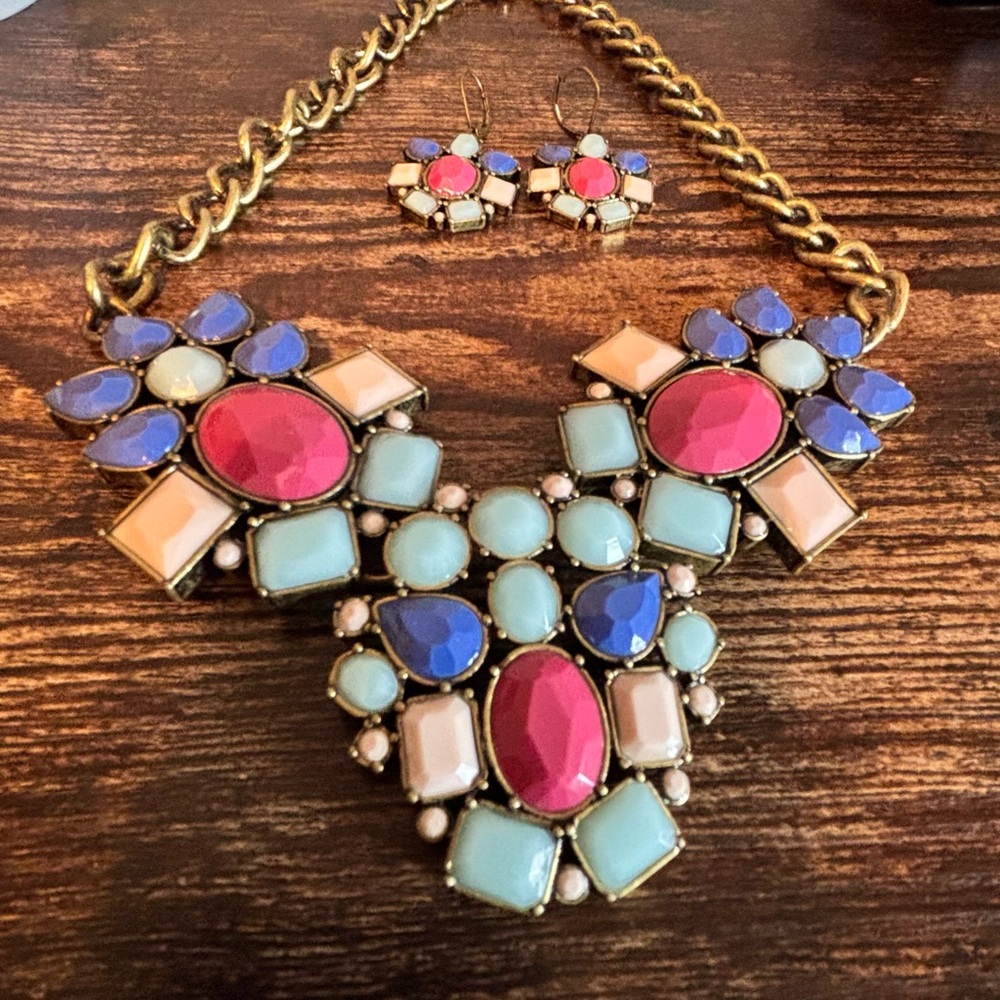 Vintage Multicolor Statement Floral Bib Necklace and Earrings‎ Set 22"